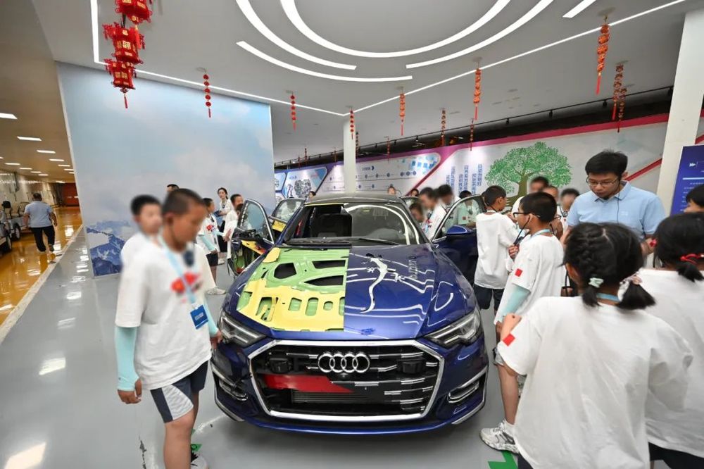 以工業(yè)之力澆灌公益為兒童打開科技之窗(圖5)